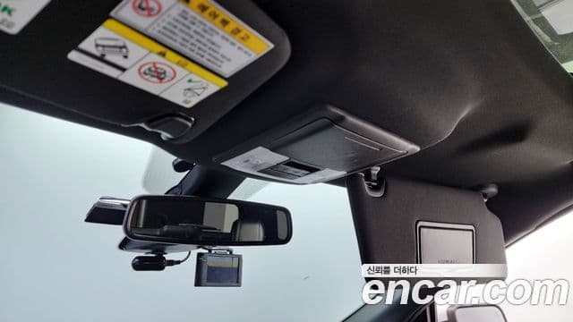 Ford Explorer 5세대, 2018 17