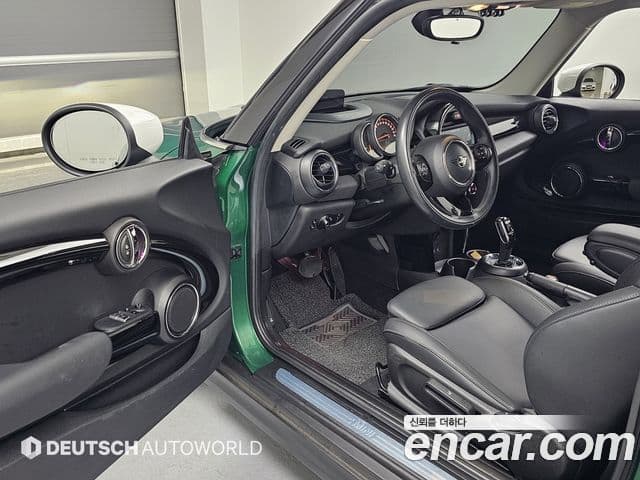 Mini Cooper 3세대, 2020 11