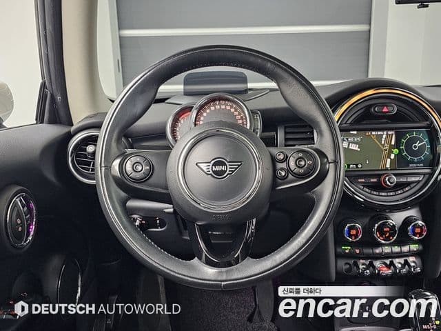 Mini Cooper 3세대, 2020 13