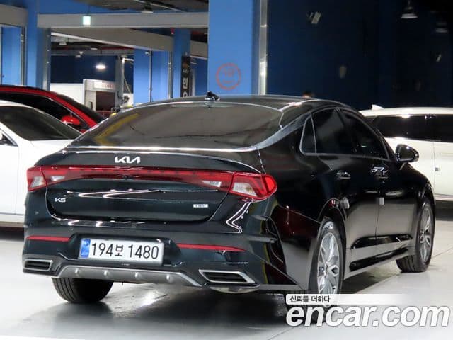 Kia K5 гибрид 3세대 Noblesse, 2023 2