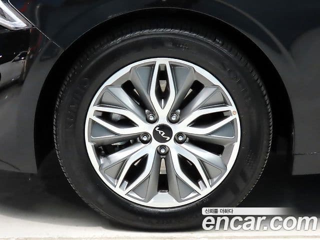 Kia K5 гибрид 3세대 Noblesse, 2023 все фото