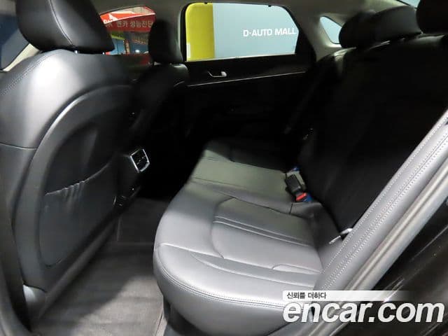 Kia K5 гибрид 3세대 Noblesse, 2023 13