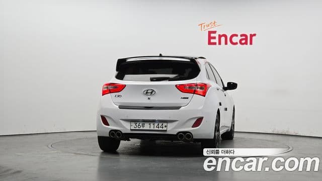 Hyundai i30(новый кузов / новое поколение) дизель 1.6 VGT PYL, 2015 4