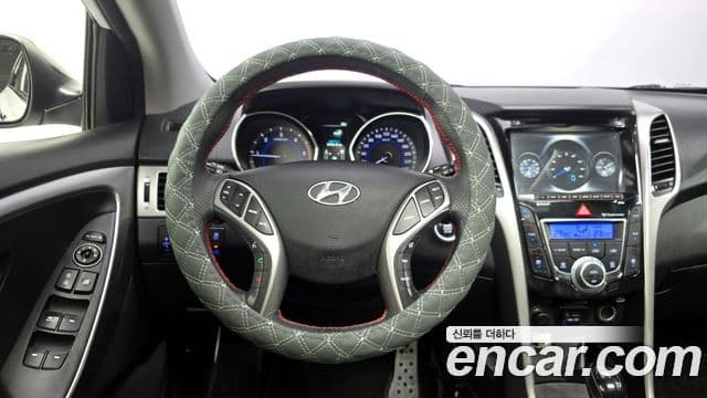 Hyundai i30(новый кузов / новое поколение) дизель 1.6 VGT PYL, 2015 13