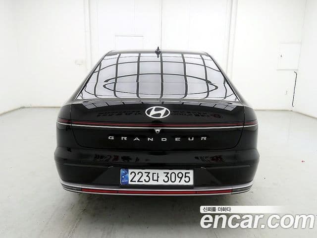 Hyundai Grandeur (GN7) Exclusive, 2023 3