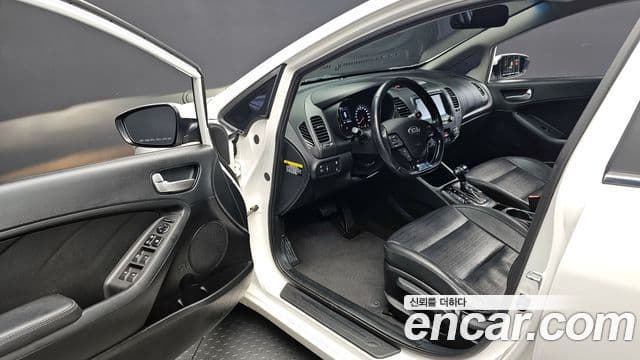 Kia The / новый New K3 E тип, 2016 11