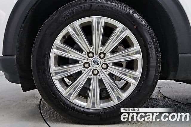 Ford Explorer 6세대 2.3 Limited 4WD, 2023 18