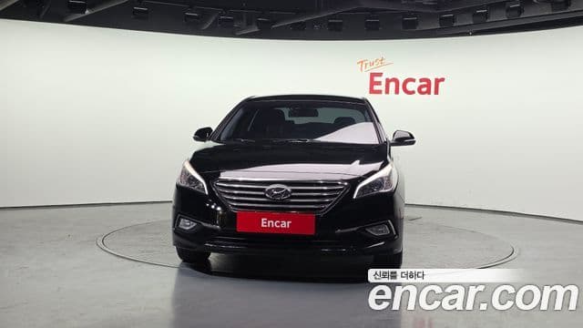 Hyundai LF Sonata Special, 2015 3