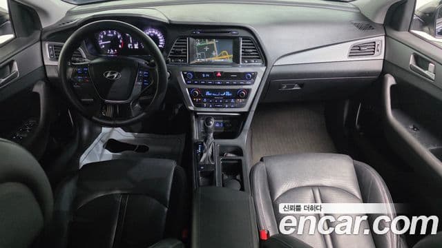 Hyundai LF Sonata Special, 2015 7