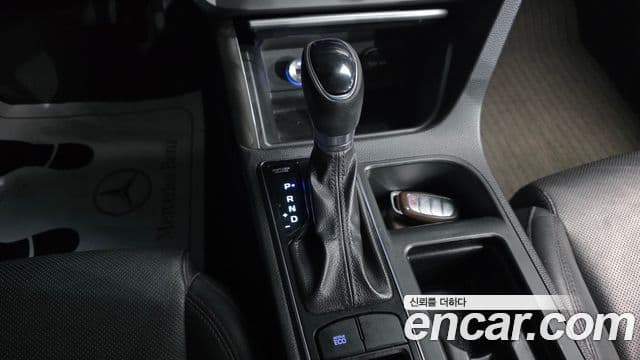 Hyundai LF Sonata Special, 2015 9