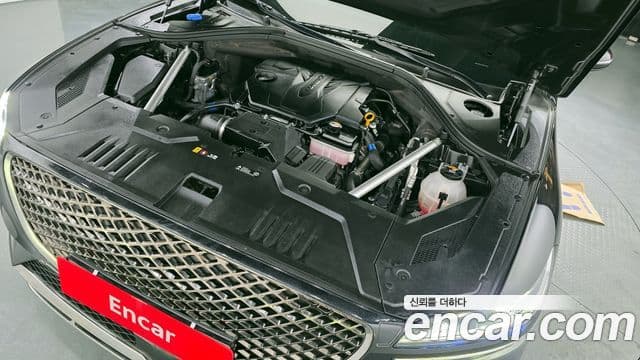 Genesis GV70, 2021 6