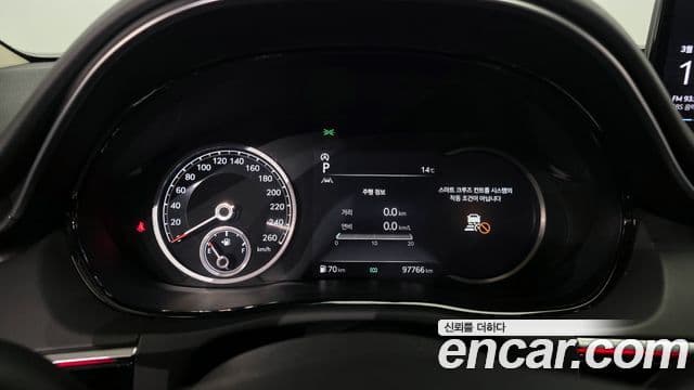 Genesis GV70, 2021 8