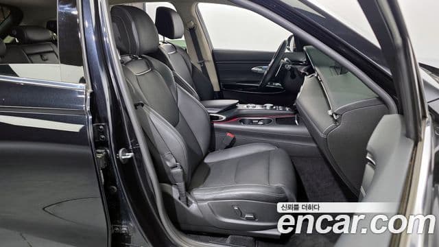 Genesis GV70, 2021 12