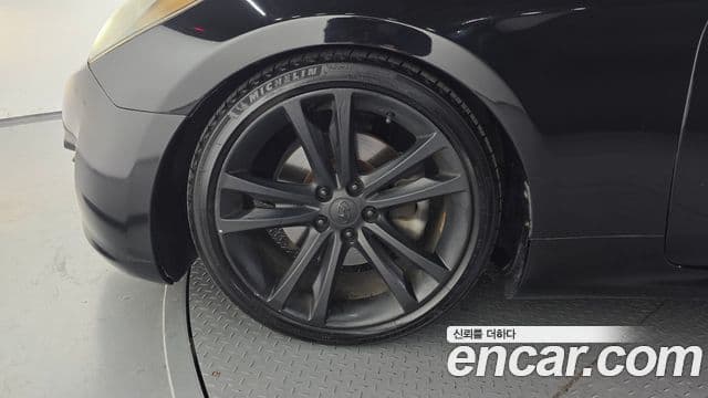 Hyundai Genesis купе 200 турбо R, 2010 все фото