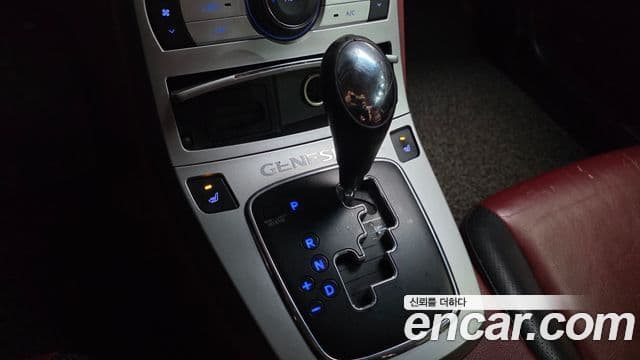 Hyundai Genesis купе 200 турбо R, 2010 9