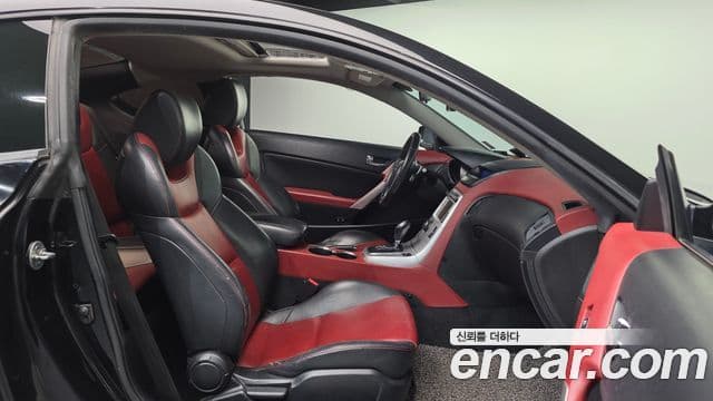 Hyundai Genesis купе 200 турбо R, 2010 10
