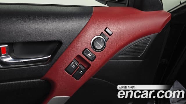 Hyundai Genesis купе 200 турбо R, 2010 16