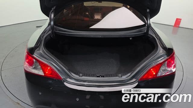 Hyundai Genesis купе 200 турбо R, 2010 20
