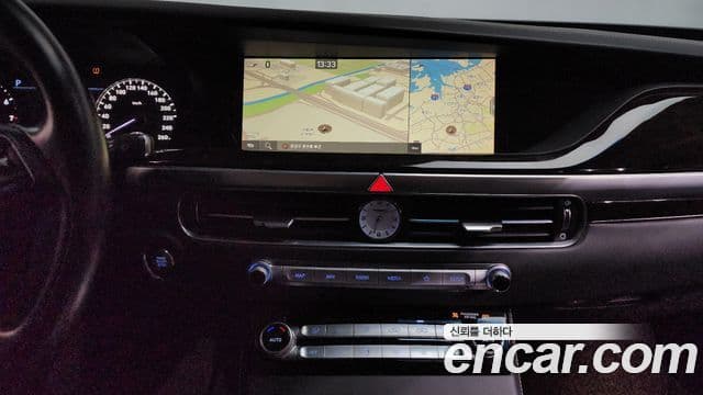 Genesis G90 Luxury, 2019 16