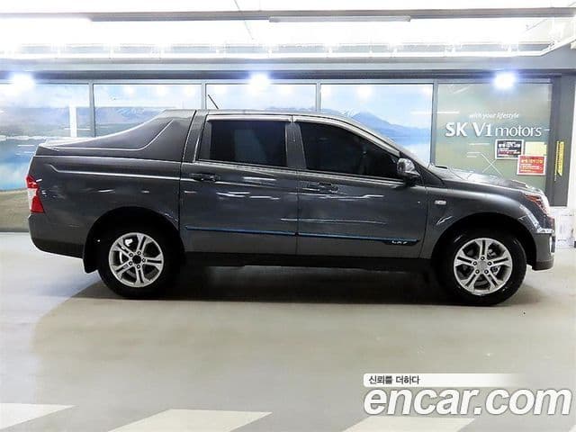 KG모빌리티(SsangYong) Korando Sport Club, 2012 3