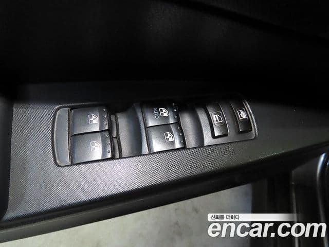 KG모빌리티(SsangYong) Korando Sport Club, 2012 13