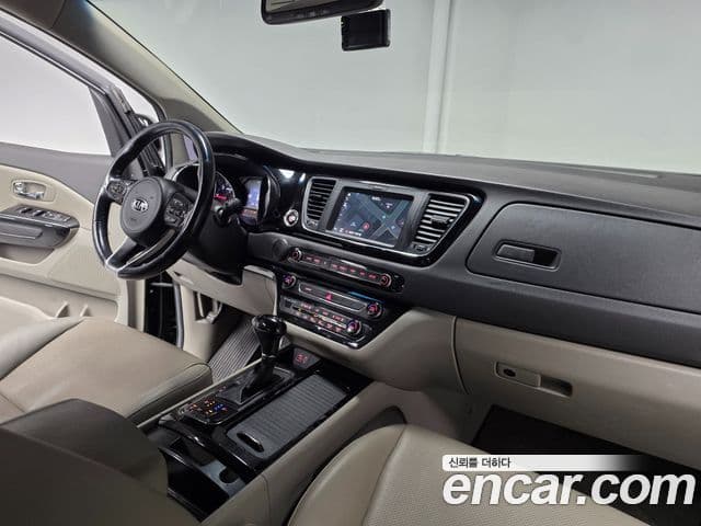 Kia All New Carnival Prestige, 2018 7