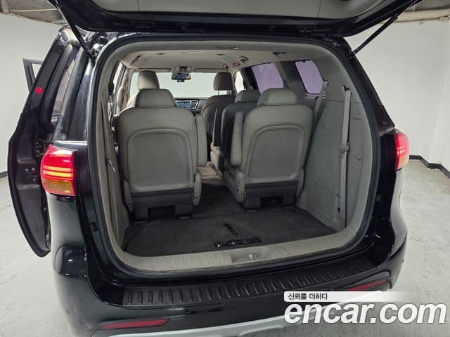 Kia All New Carnival Prestige, 2018 19