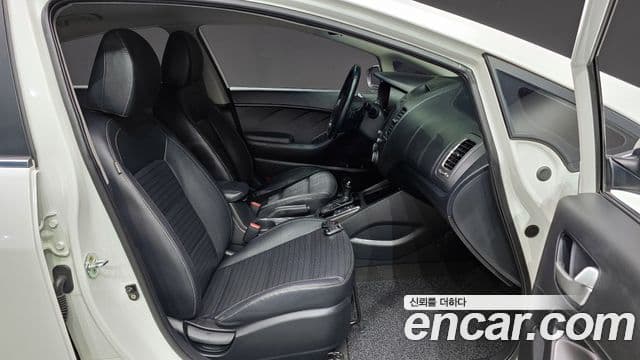 Kia The / новый New K3 Prestige, 2016 10