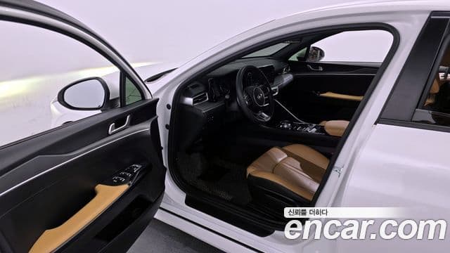 Kia K5 3세대 Trendy, 2021 10