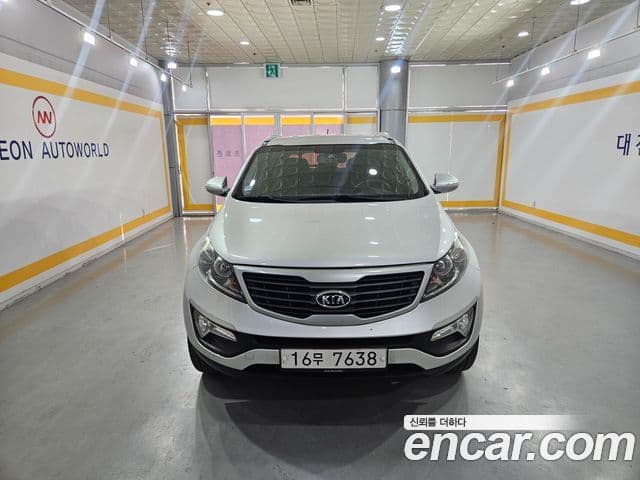 Kia Sportage R топовая версия, 2012 1