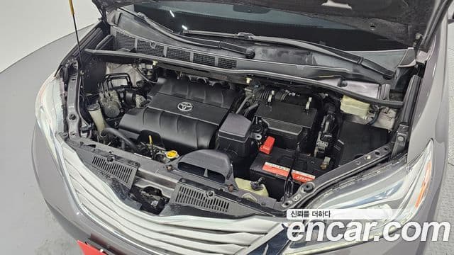 Toyota Sienna, 2015 6
