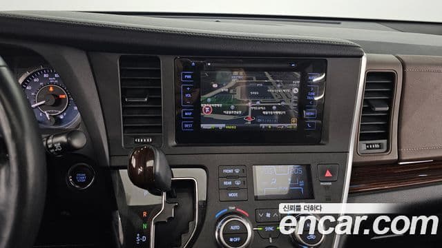 Toyota Sienna, 2015 14
