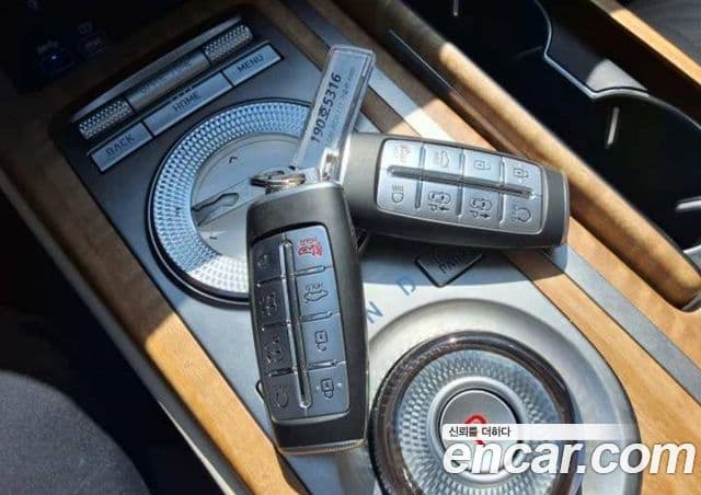Genesis G80 (RG3) бензин 2.5 турбо AWD, 2022 12