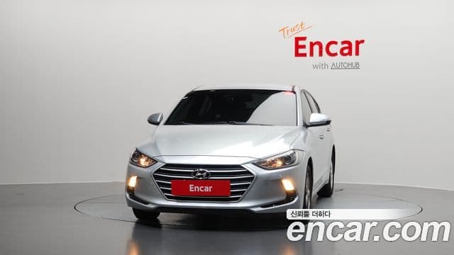 Hyundai Avante AD 1.6 e-VGT Smart, 2018 3