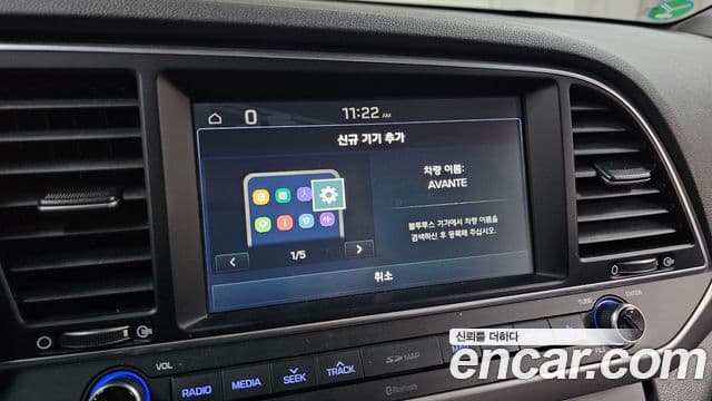 Hyundai Avante AD 1.6 e-VGT Smart, 2018 18