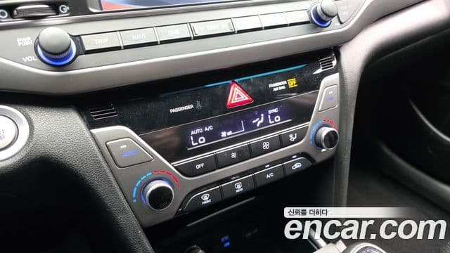 Hyundai Avante AD Special, 2017 16