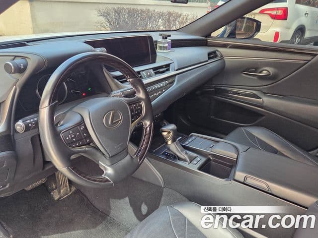 Lexus ES300h 7세대 Luxury Plus, 2021 9