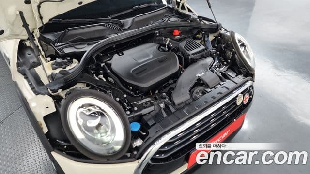 Mini Cooper D 클럽맨 2세대, 2019 6