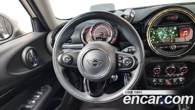 Mini Cooper D 클럽맨 2세대, 2019 13