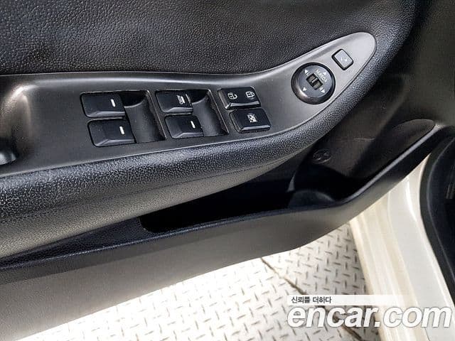 Kia All New Morning Luxury, 2012 11