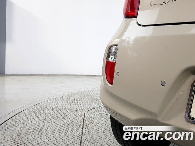 Kia All New Morning Luxury, 2012 17