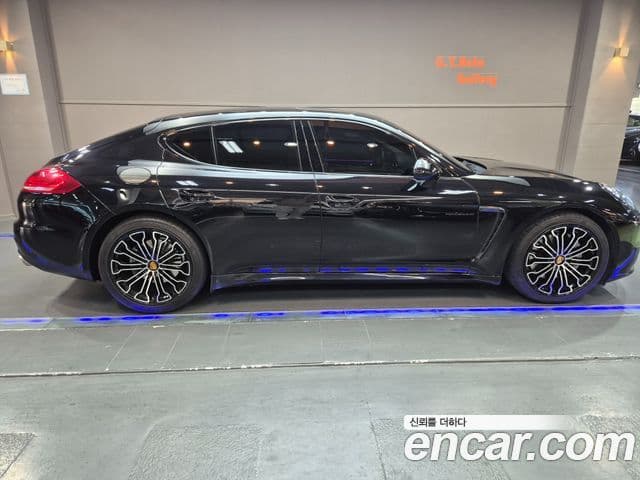 Porsche Panamera 970, 2016 7