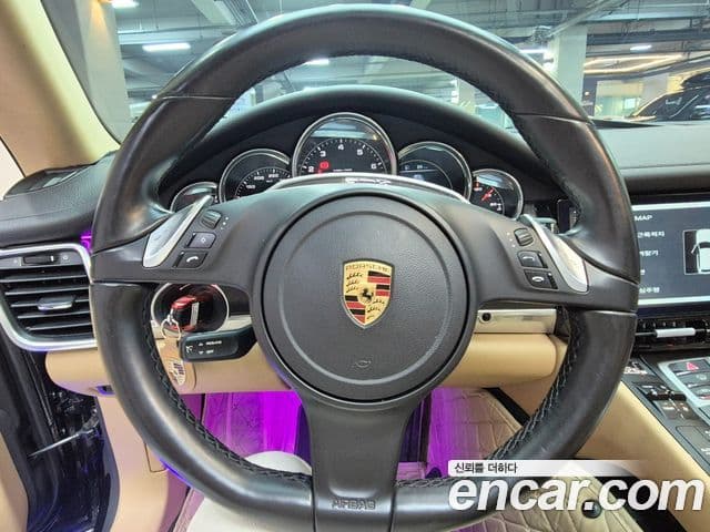 Porsche Panamera 970, 2016 9