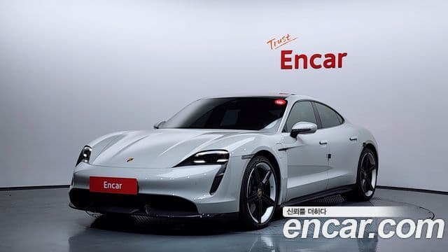 Porsche 타이칸 турбо S, 2021 1