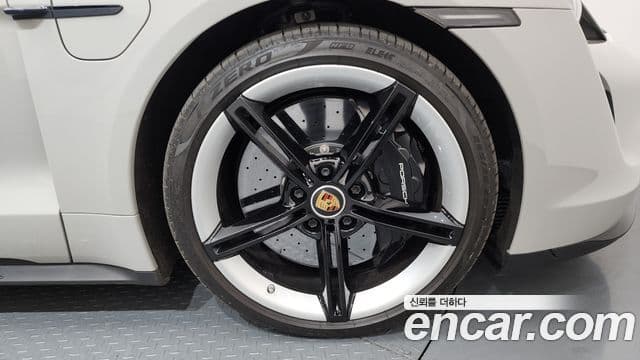 Porsche 타이칸 турбо S, 2021 все фото