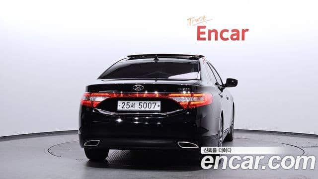 Hyundai Grandeur HG Premium, 2013 4