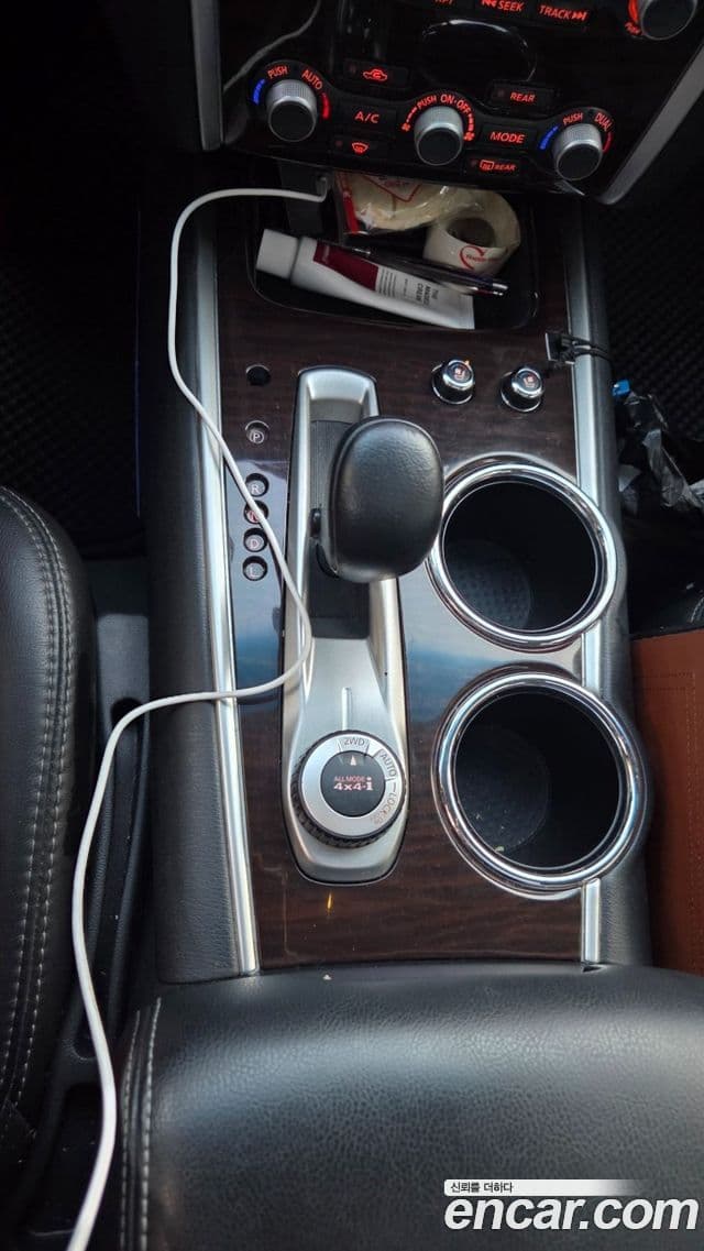 Nissan Pathfinder 4세대, 2014 6