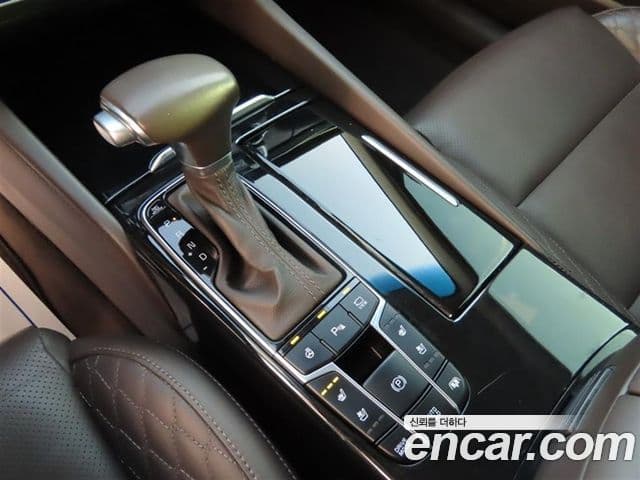 Kia All New K7 гибрид Special, 2019 15