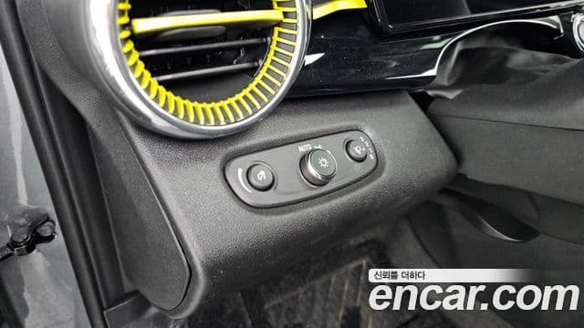 Chevrolet(GM대우) Trax кроссовер 1.2 ACTIV, 2025 17