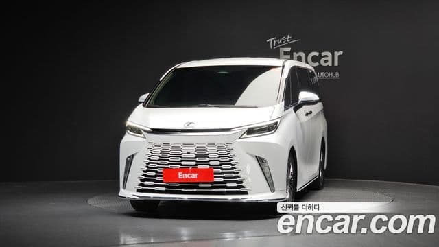 Lexus LM 2세대 Executive, 2025 3
